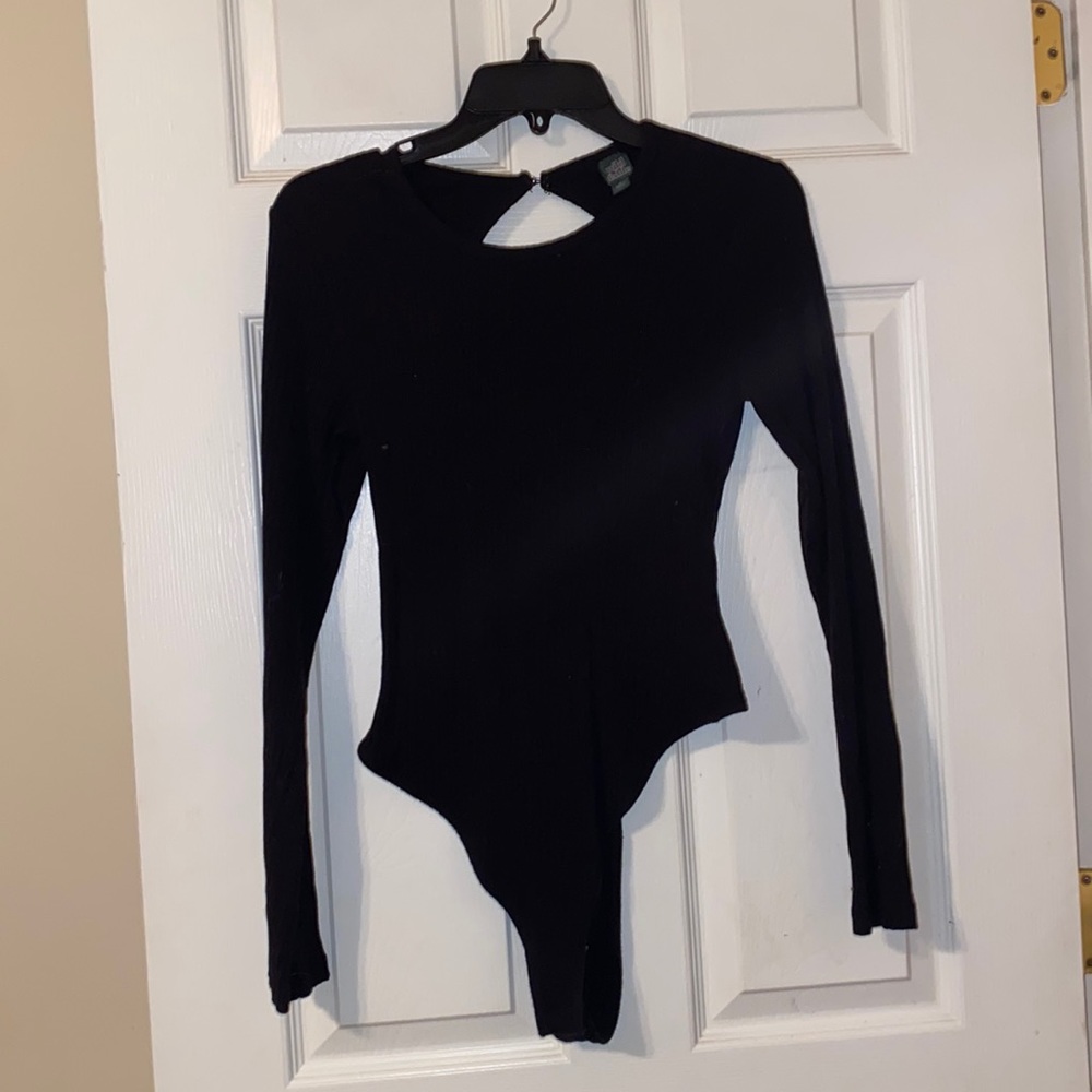 Black, long sleeve ribbed body suit